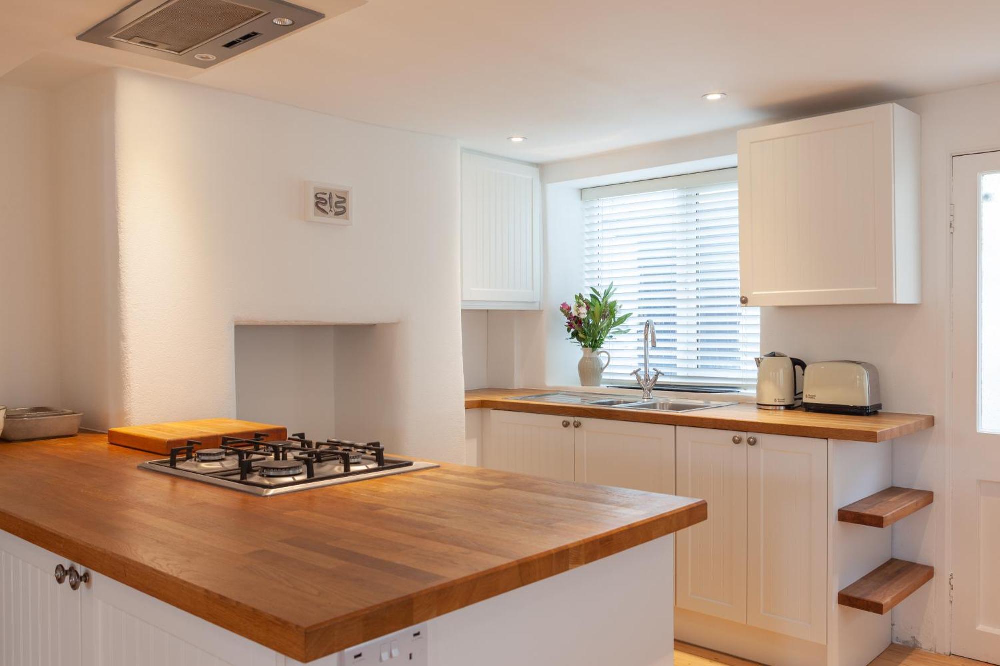 Cosy Beachside Cottage Bigbury Room photo
